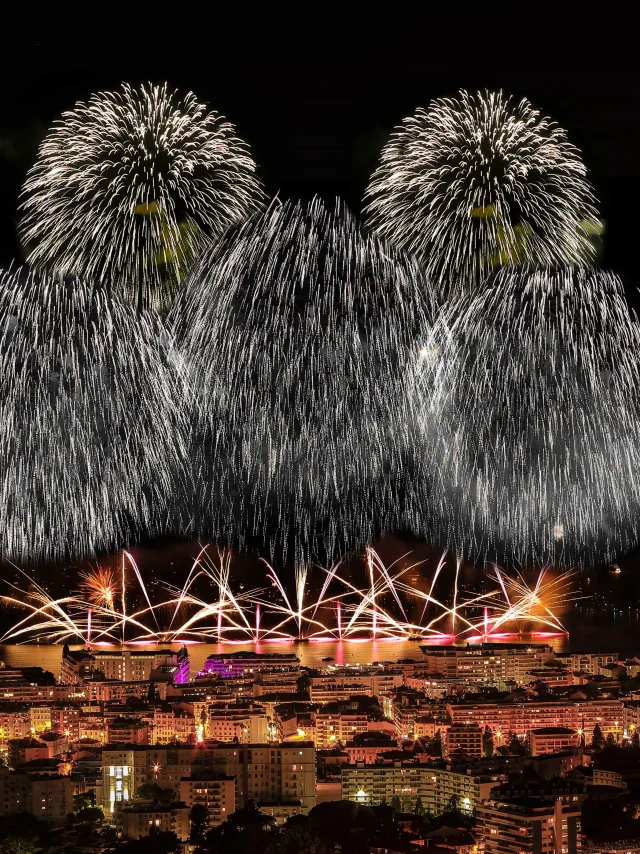Festival-Pyro-2023-Copyright-Palais-des-Festivals-Thierry-Mouchet-5-1.jpg
