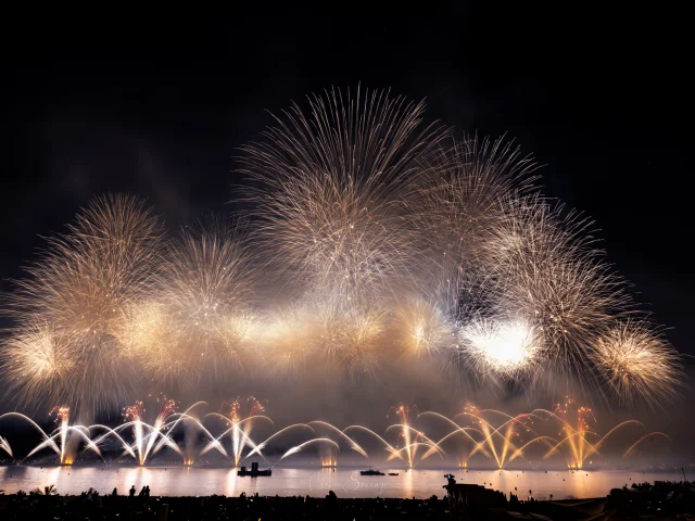 Pyro-croisette@Clement-Sauvage-1.jpg