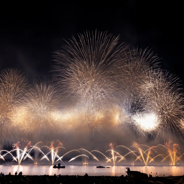 Pyro Croisette@clement Sauvage 1