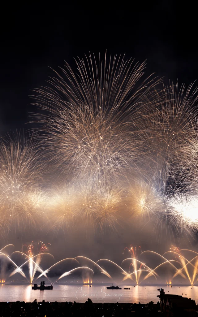 Pyro Croisette@clement Sauvage