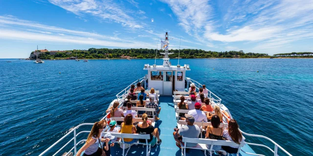 Cannes Reserver Traversee Bateau Iles De Lerins Transcotedazur